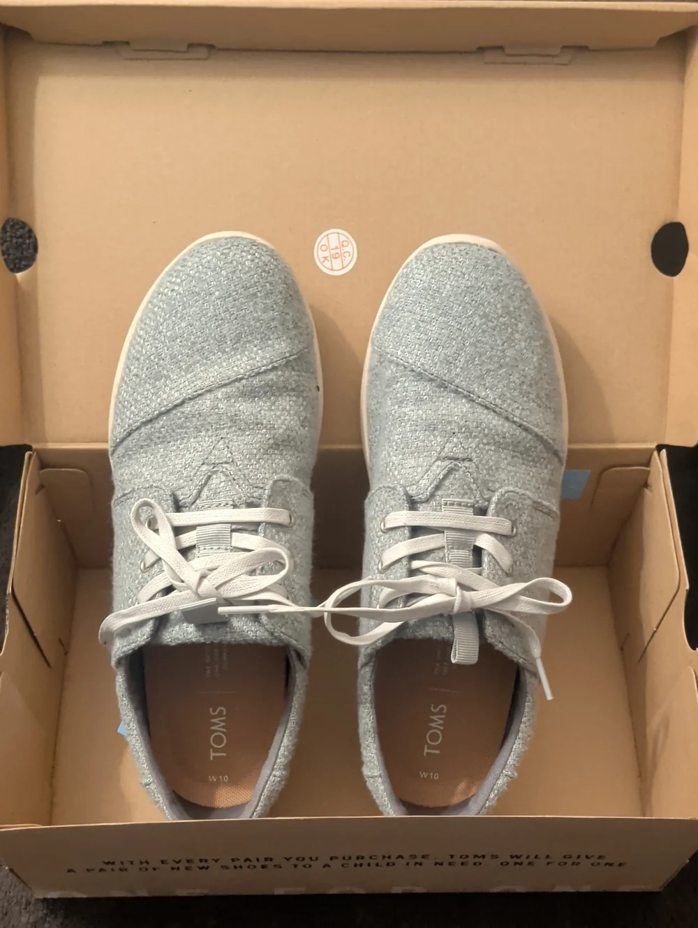 Toms Light Gray Knit Lace-Up Sneakers